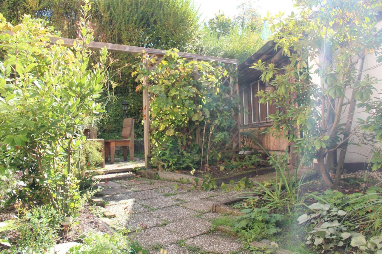 Ferienwohnung Mit Garten Aquisgrán Exterior foto